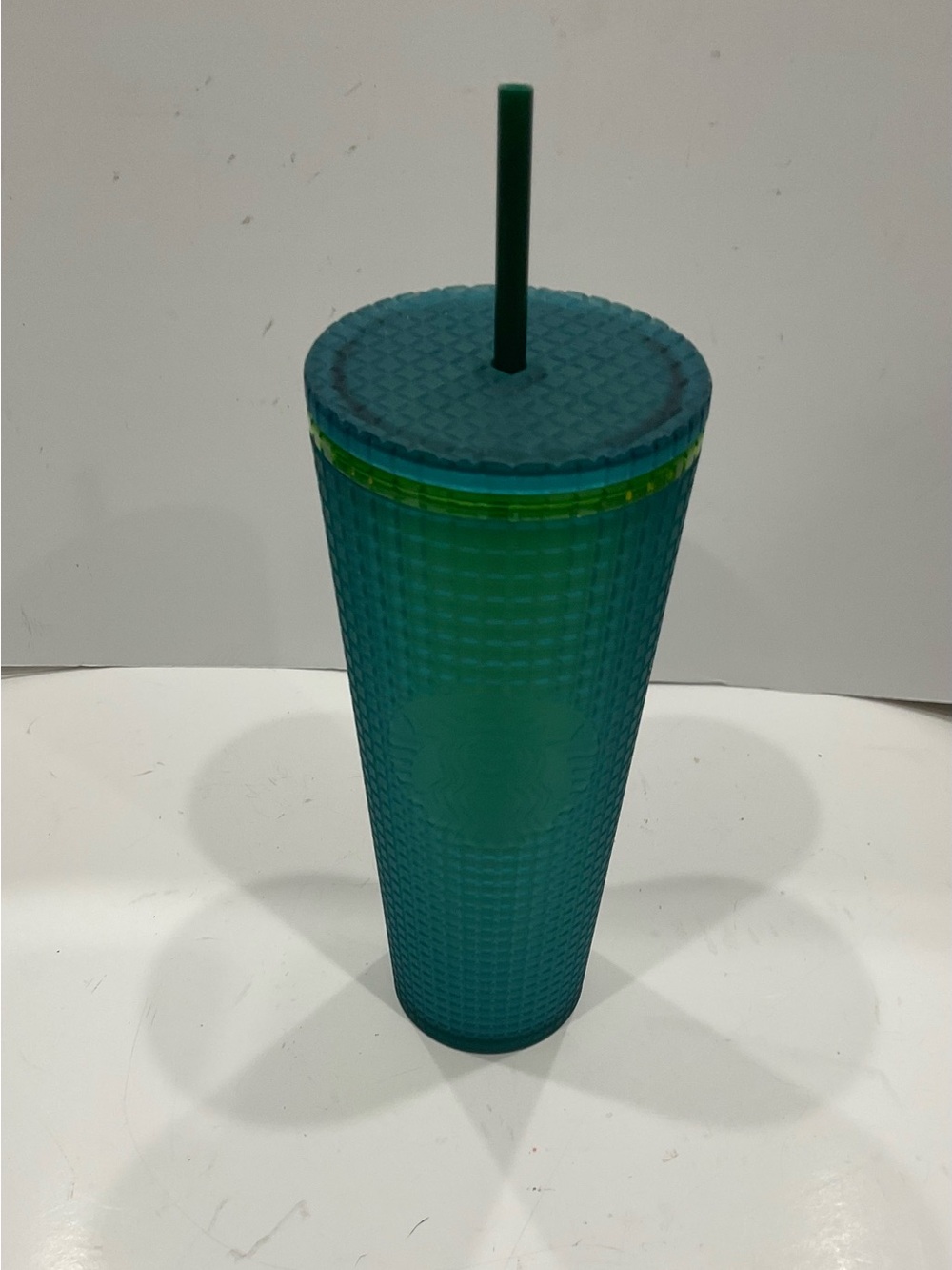 NEVER USED- WITH TAG- STARBUCKS VENTI GRID GREEN TUMBLER- LID & STRAW
